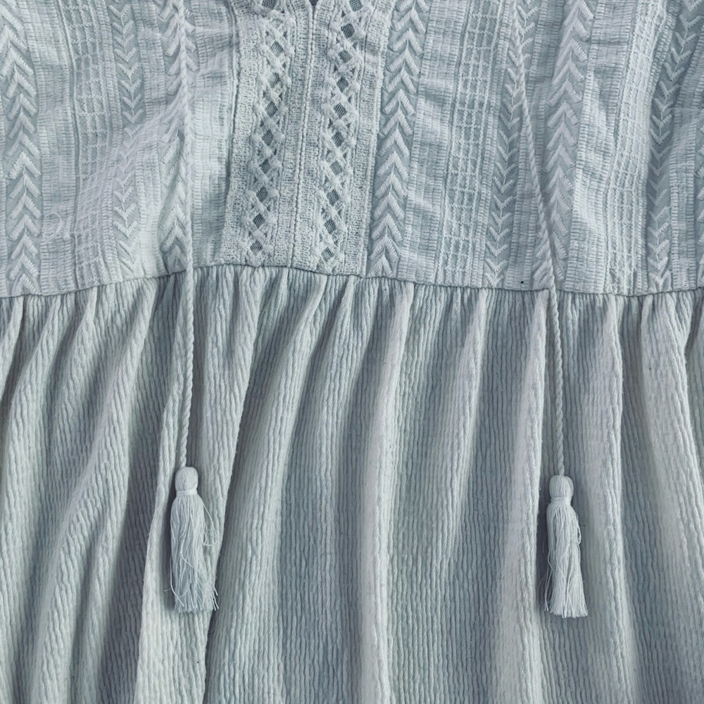 White peplum peasant embroidered white blouse - Picture 4 of 4
